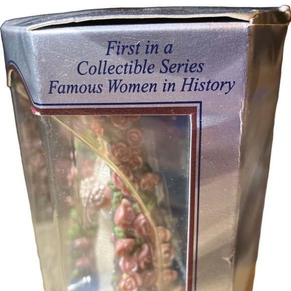 Carlton Cards Heirloom Collection Princess Diana Figurine Ornament - Picture 2 of 13